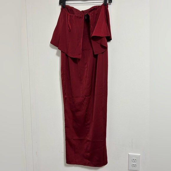 Showpo Strapless Red Dress - Picture 9 of 9